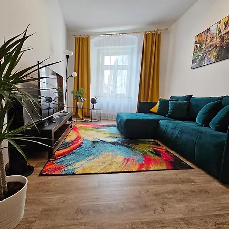 Stylovy V Srdci Hradce Kralove Апартаменты *