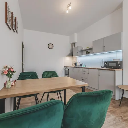 Stylovy V Srdci Hradce Kralove Apartment *
