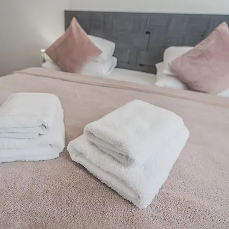 Stylovy V Srdci Hradce Kralove Apartment Hradec Kralove